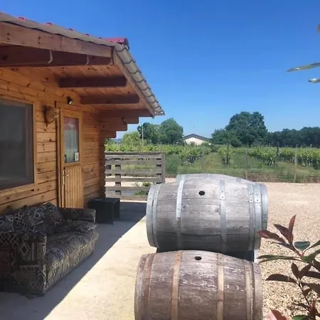 Le Sang Des Vignes Bed & Breakfast 4*